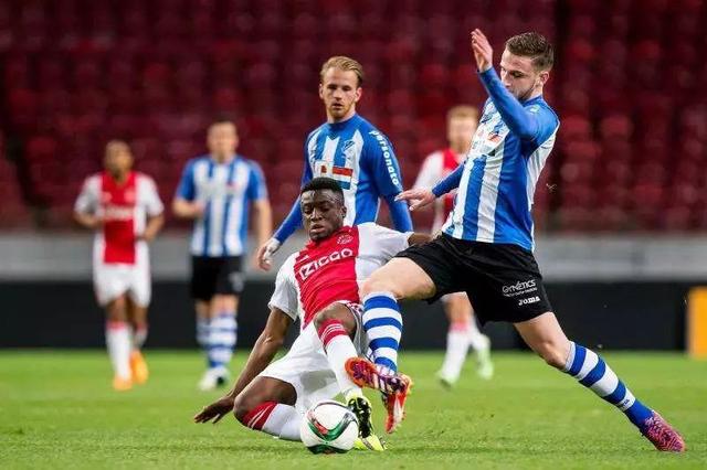 后来则以乌 后来则以乌