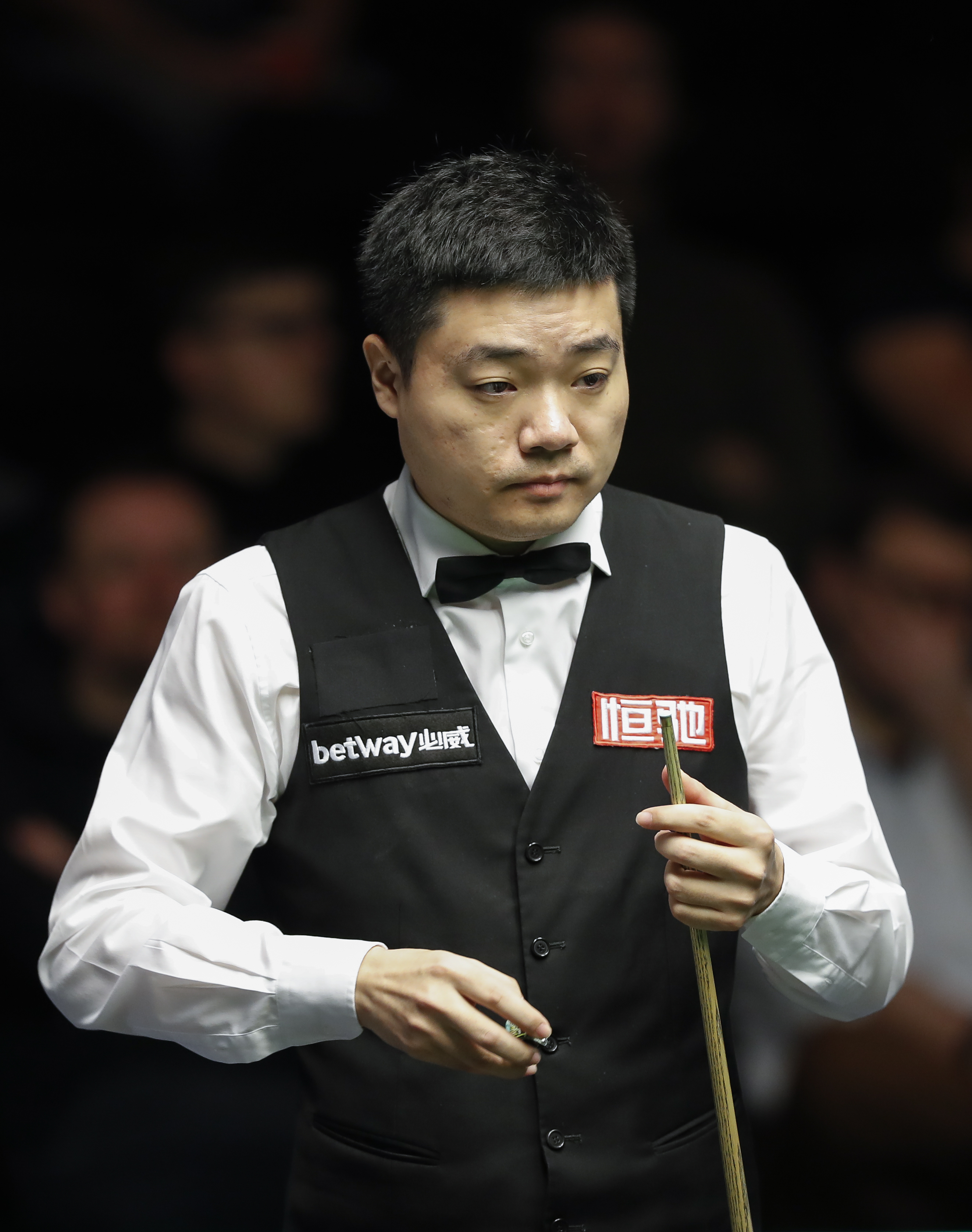 这让她在落 这让她在落